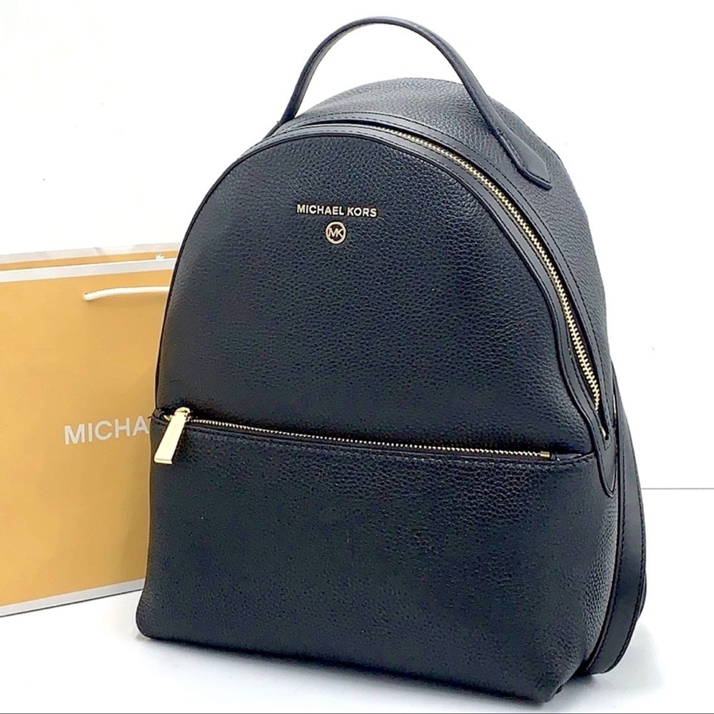 Michael Kors Womens Valerie Medium Logo Backpack 30F2G9VB2B
Black
NWT - Picture 1 of 16